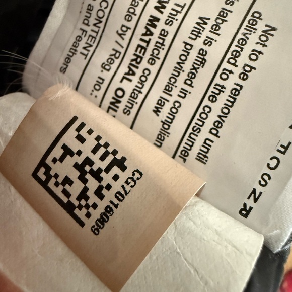 Auth. Canada Goose Kids Grizzly Snowsuit 4-5T❄️ - Picture 3 of 5